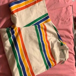 Colorful cropped tee